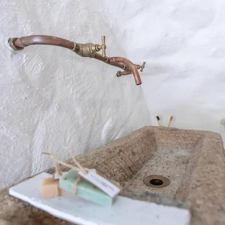 Trullo Santovia Bed & Breakfast 4*