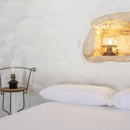 Bed & Breakfast Trullo Santovia Sant Isidoro (Apulia)