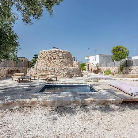 Trullo Santovia Sant Isidoro (Apulia)