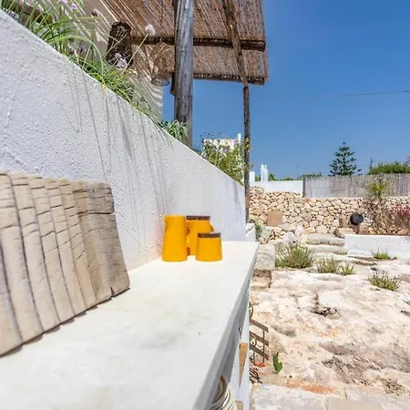 Alojamento de Acomodação e Pequeno-almoço Trullo Santovia Sant Isidoro (Apulia)