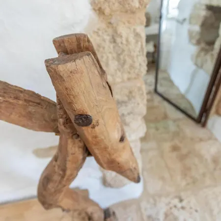 Bed & Breakfast Trullo Santovia 4*