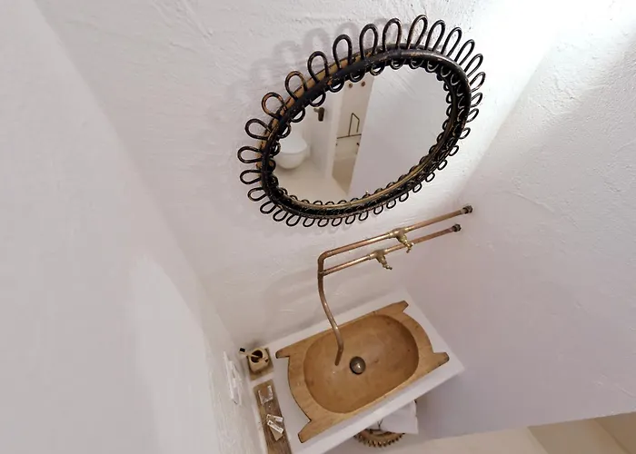 Bed & Breakfast Trullo Santovia 4*