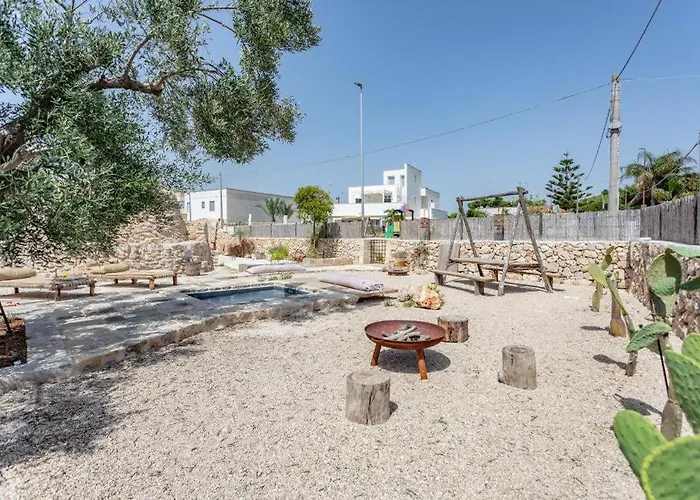 לינה וארוחת בוקר Trullo Santovia סנט'איזידורו
