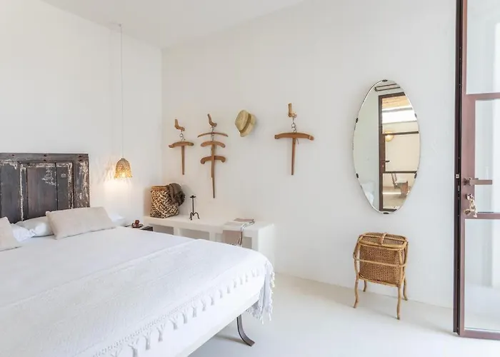 Trullo Santovia Bed & Breakfast Sant Isidoro (Apulia)