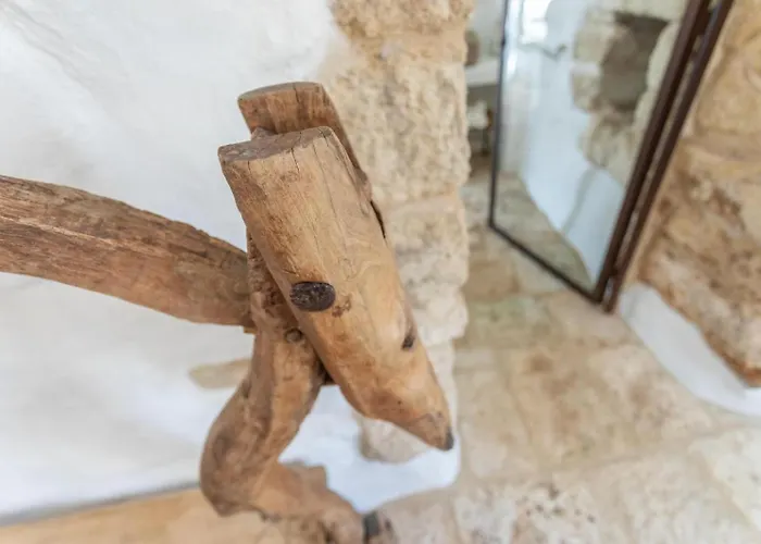 Bed & Breakfast Trullo Santovia 4*